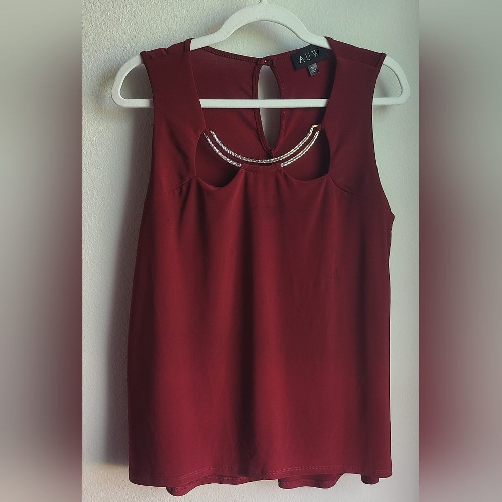 Auw - Women’s Maroon Sleeveless Blouse, Sz M